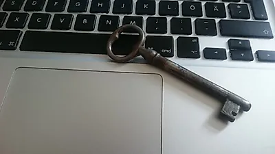 Anthropic, 인포스틸러 악성코드가 유료 Claude 계정 사용량을 빼간다 경고