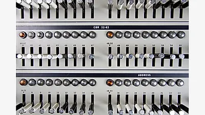 OpenAI, 저자원 언어 코딩 평가 공개…GPT-6 COBOL 72%