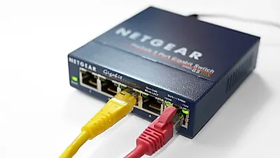 オープンAI、最先端モデルの学習をネットから遮断