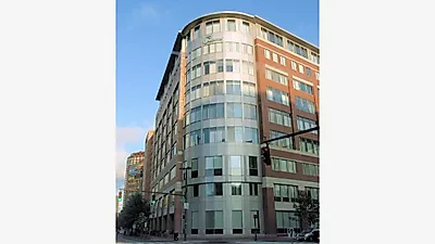 Anthropic's $11.6B Akamai Deal Hands the Customer a 5% Warrant